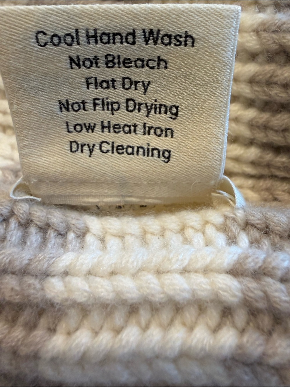 CASHMERE Ribbed Fold-Over Beanie - Cream - Picture 5 of 5